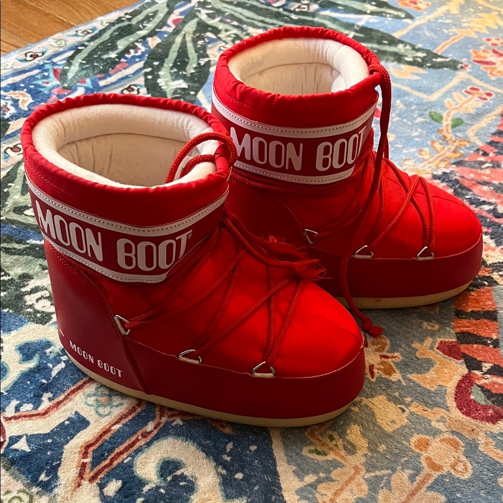 Moon Boot Vibrant Red Winter Boots